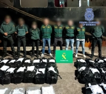 Espanha intercepta navio que saiu de Santos-SP com 4,5 toneladas de cocaína