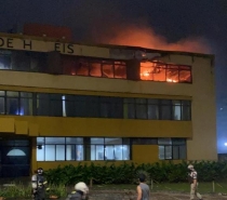 Hotel é parcialmente atingido por incêndio na orla de Salvador  seis pessoas foram socorridas